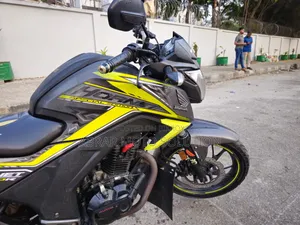 Honda Hornet 2019 Blue