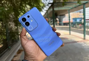 Vivo iQOO Z10x 128 GB Blue