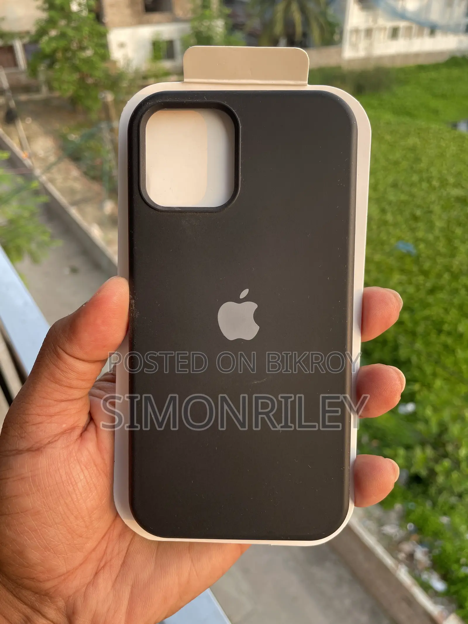 Apple iPhone 12/12pro Silicon Case