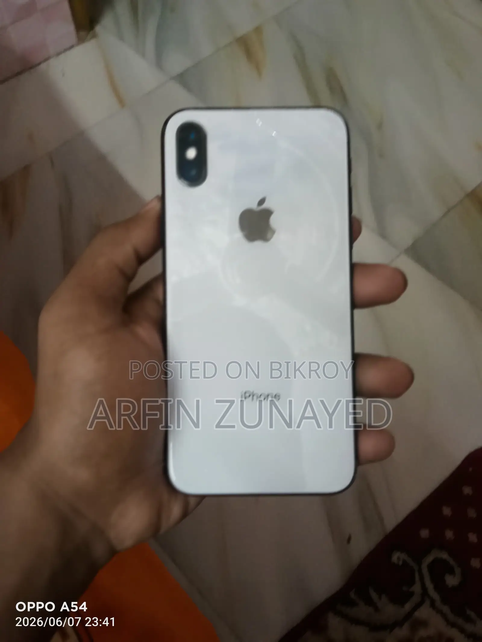 অ্যাপল আইফোন এক্স ৬৪ জিবি হোয়াইট