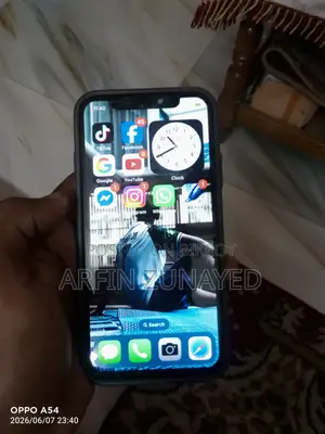 অ্যাপল আইফোন এক্স ৬৪ জিবি হোয়াইট