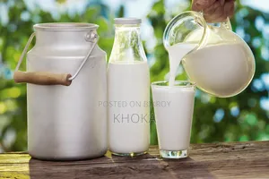 খাটি দুধ সরবরাহ করা হয়