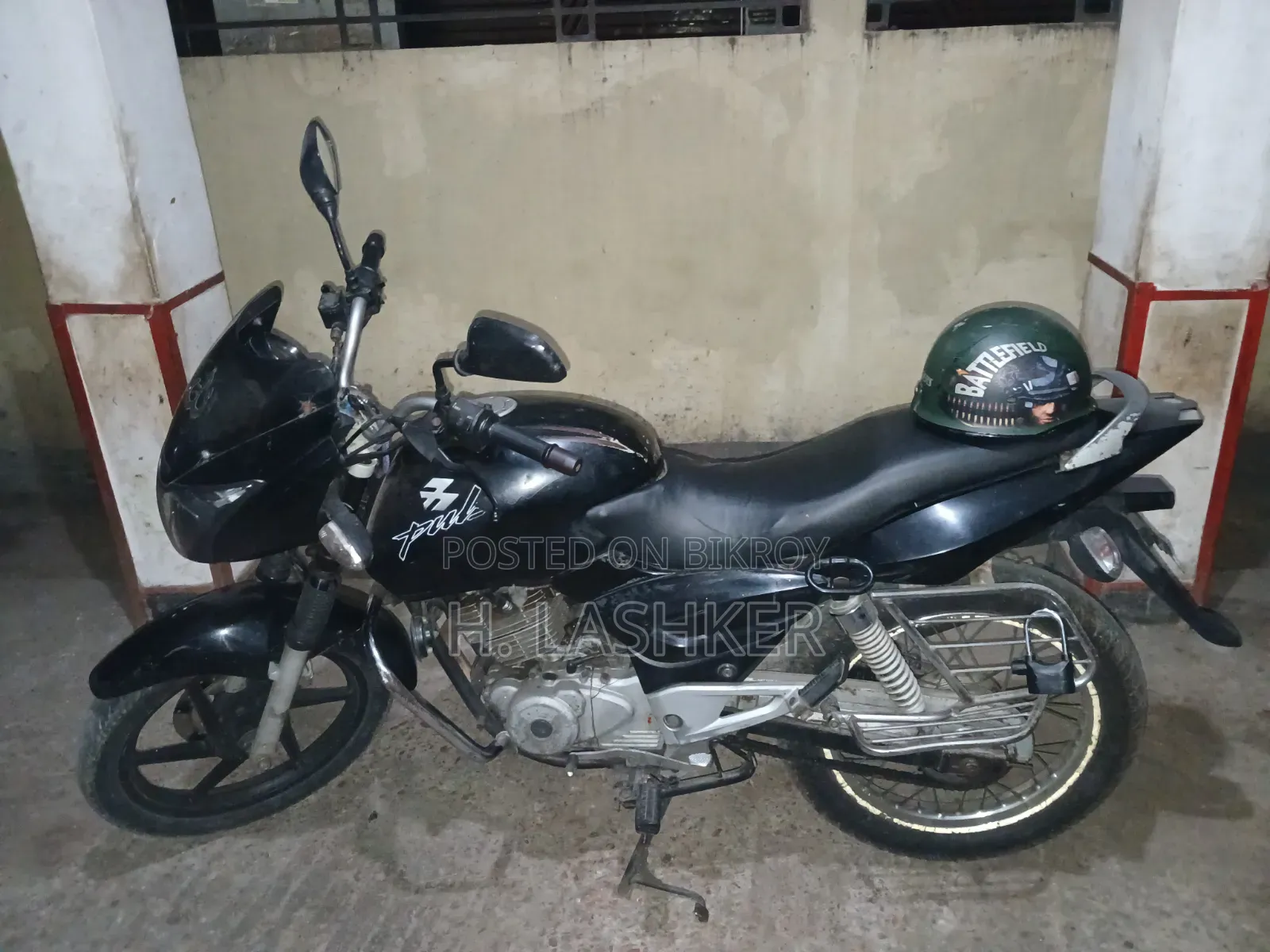 বাজাজ পালসার ১৫০ ২০০৪ কালো