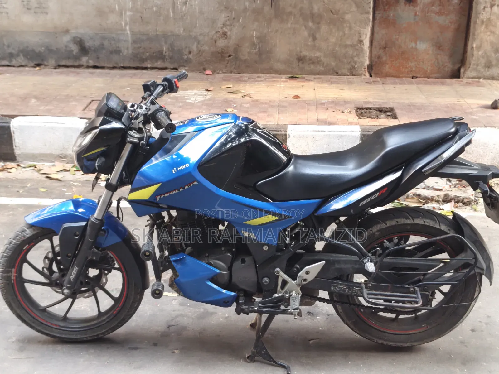 Hero Thriller 160R 4V 2023 Blue