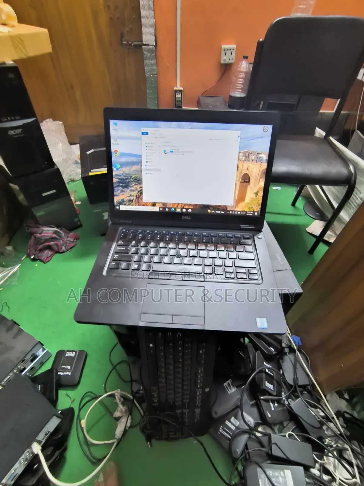Laptop Dell Latitude 5490 4GB Intel Core i5 SSD 128GB