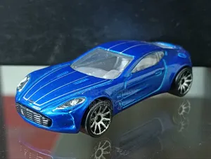 1/64 Aston Martin One77 Toy Car For Sale