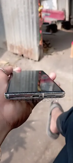 Mobile Phone 128 GB