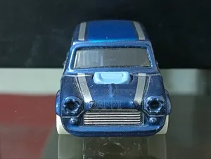 1/64 Morris Mini Toy Car for Sale