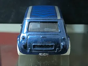 1/64 Morris Mini Toy Car for Sale