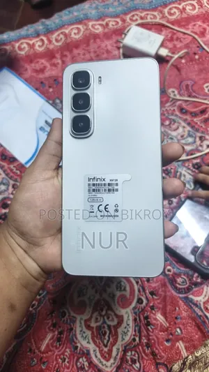 Infinix Hot 60i 128 GB White