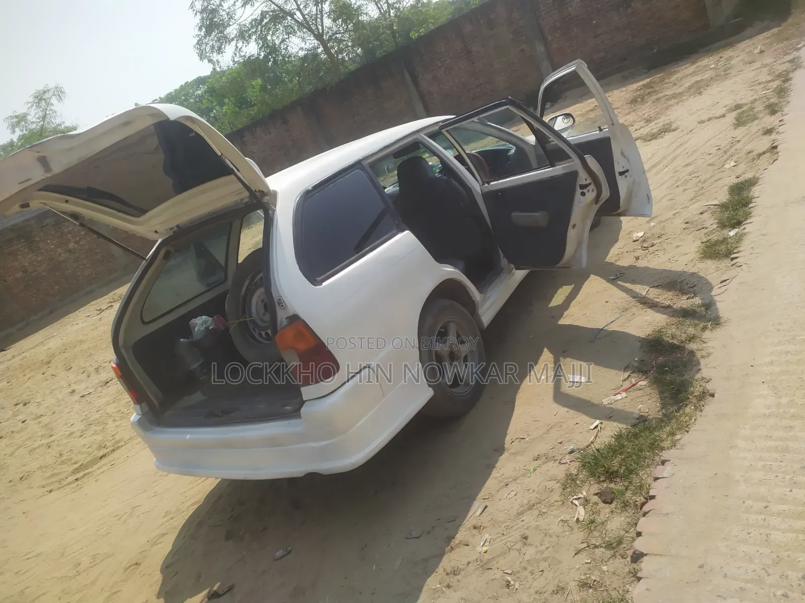 Toyota Corolla 1.3 Saloon 1992 White