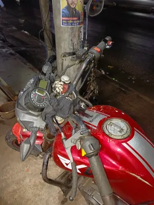 বেনেলি ২০১২ রেড