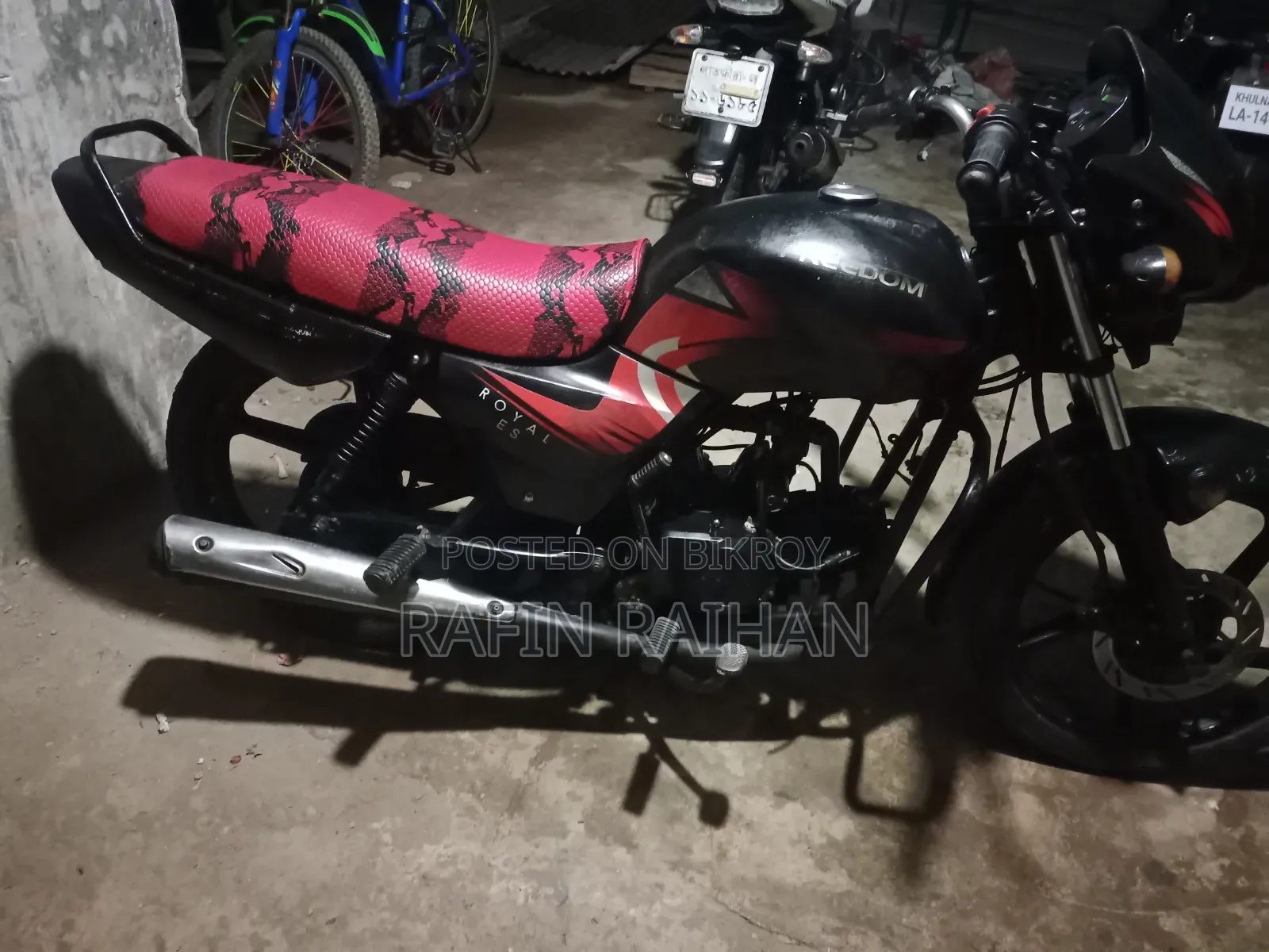 Royal Motorcycle 2017 Black
