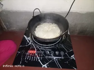 Novena Induction Cooker