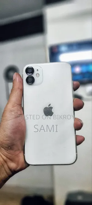 Apple iPhone 11 64 GB White