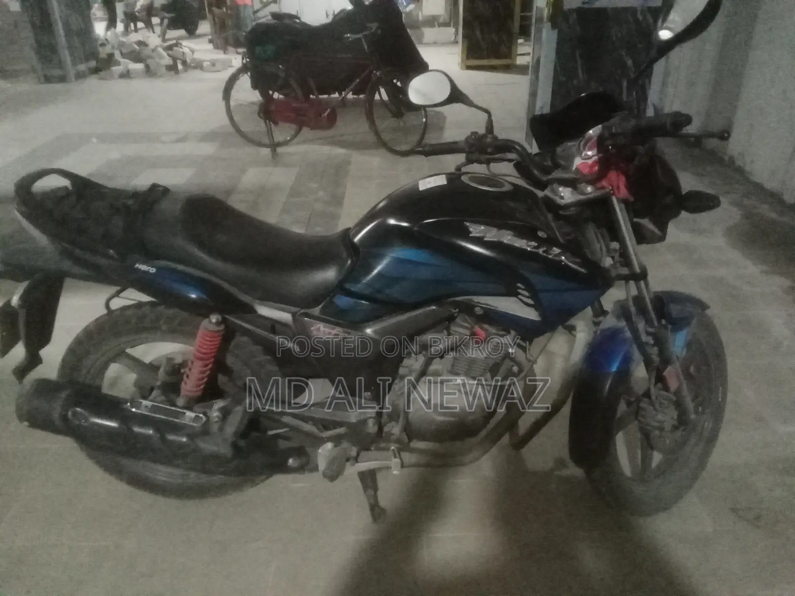 Hero Hunk 2021 Black
