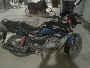 Hero Hunk 2021 Black