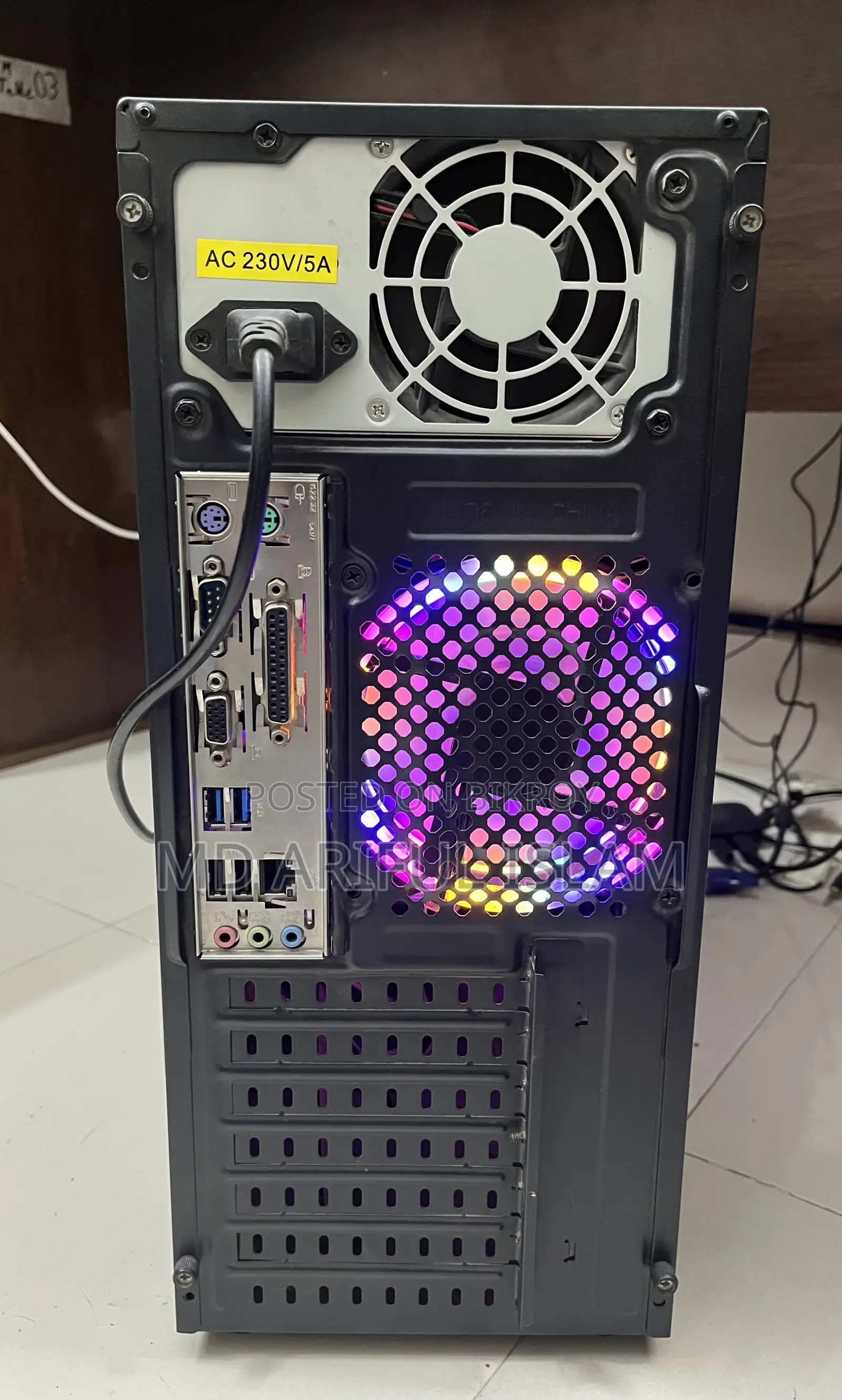 Gigabyte GB-BNi7HG4-1050Ti 8GB Intel Core i5 HDD+SSD 4T