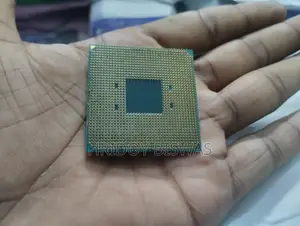 Amd Ryzen 5 2400g বিক্রি করতে চাচ্ছি (আপগ্রেড করার কারণে)।