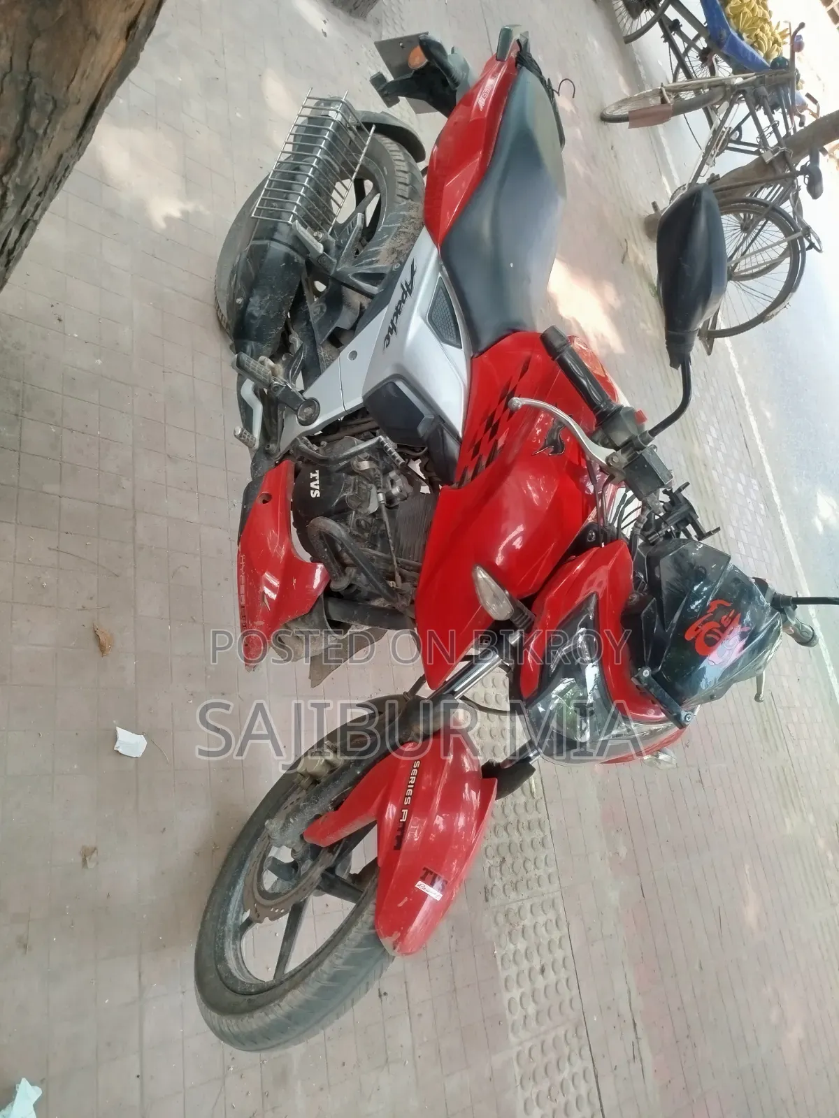 TVS Apache RTR 160 4V 2019 Red