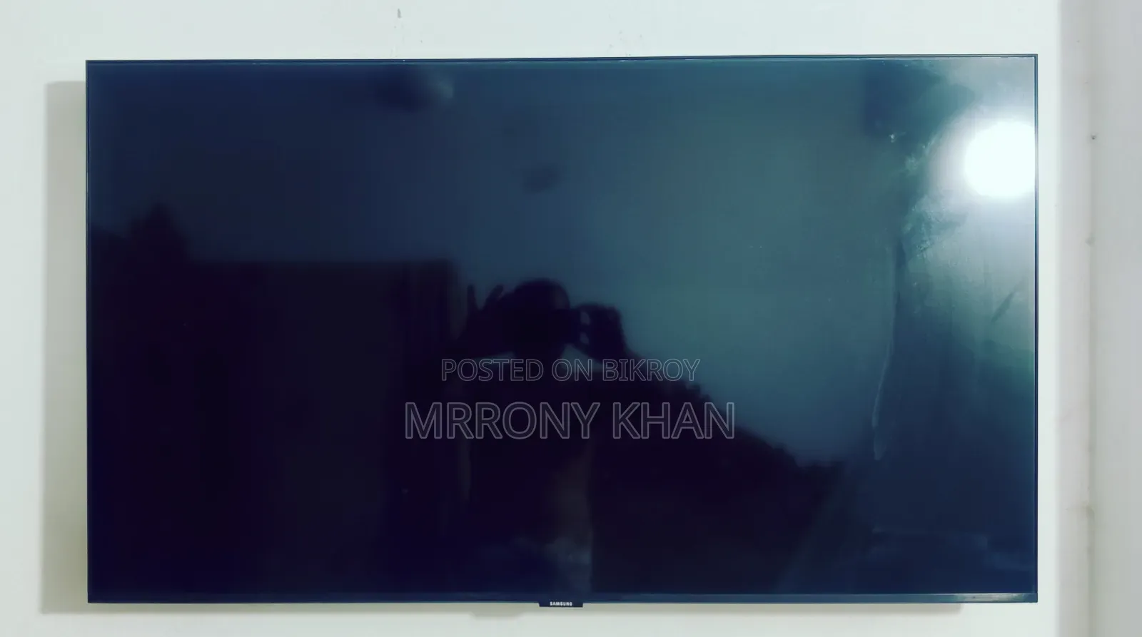 Samsung Crystal UHD 43" 4K Series 8 Urgent Sale