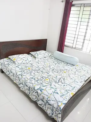 কিং সাইজ বেড, ৭ ফুট লম্বা ৬ ফুট চওড়া