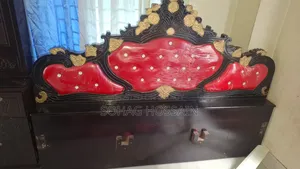 দুইটা খাট বিক্রি হবে একেবারে ফ্রেশ