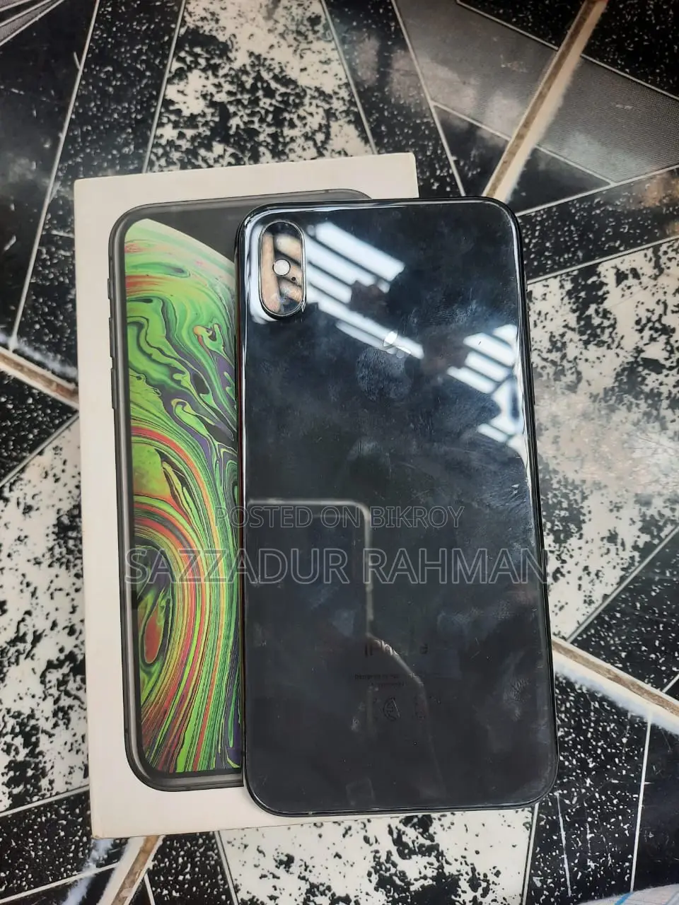 Apple iPhone XS 64 GB Black