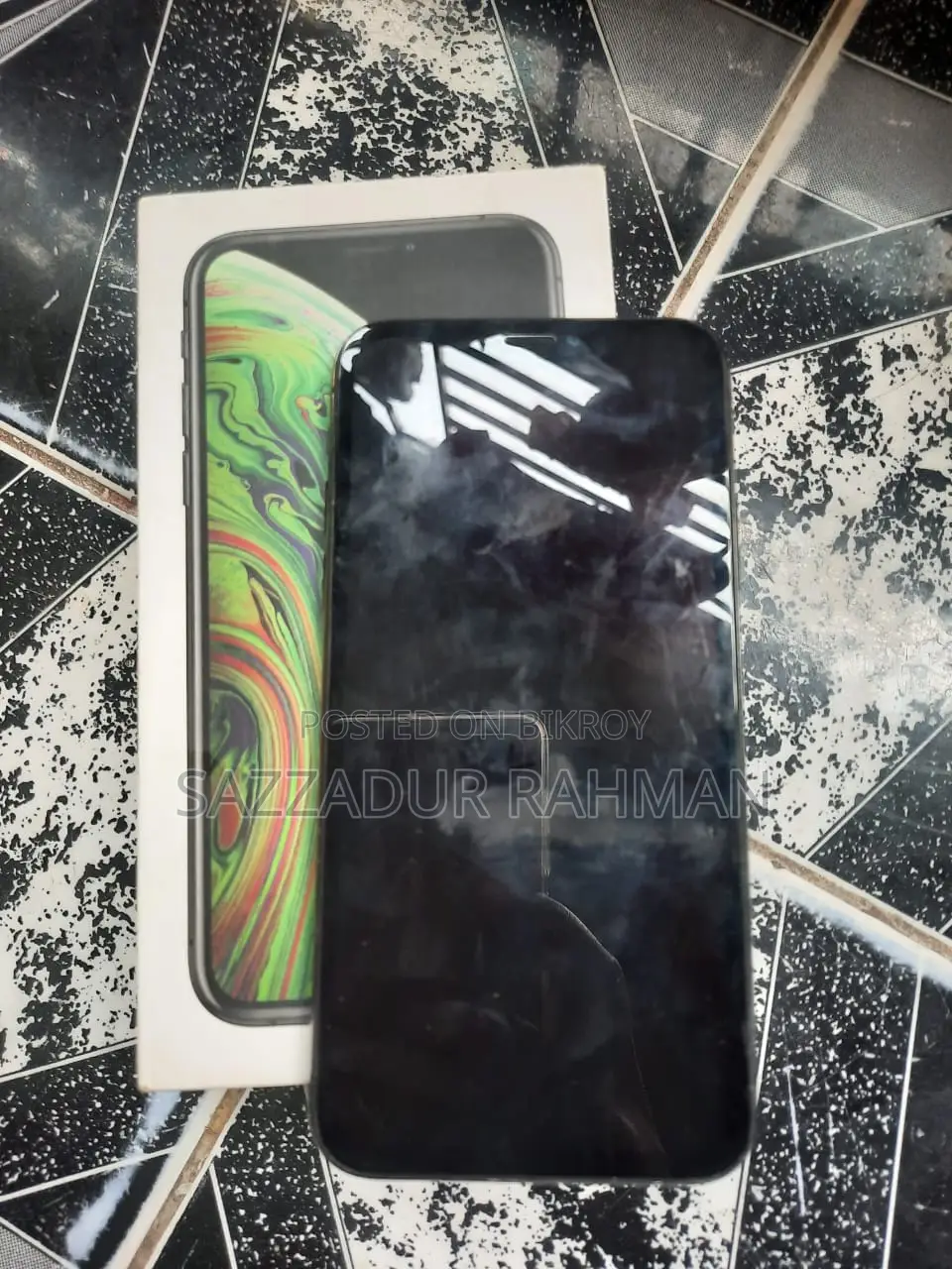 Apple iPhone XS 64 GB Black