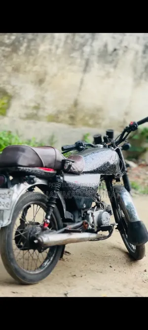 হোন্ডা ২০১০ ব্ল্যাক