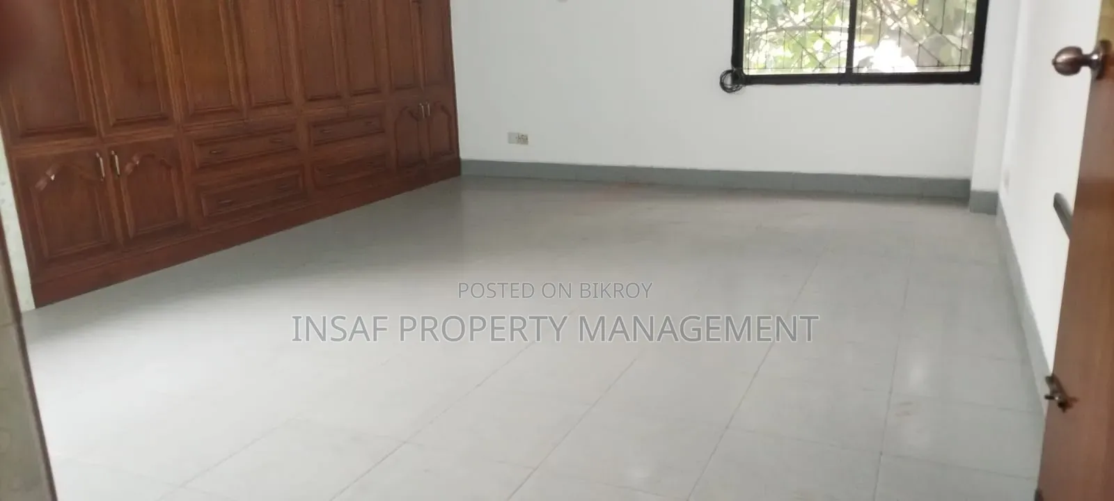 4-bedroom Apartment in Gulshan for Rent