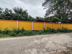 Urgent sale of 3 Katha north-facing plot in Sector 9 at a low price.