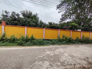 Urgent sale of 3 Katha north-facing plot in Sector 9 at a low price.