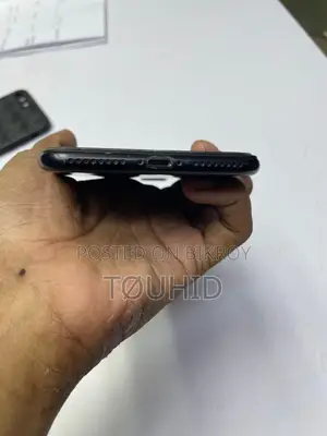 অ্যাপল আইফোন ৭ প্লাস ১২৮ জিবি ব্ল্যাক