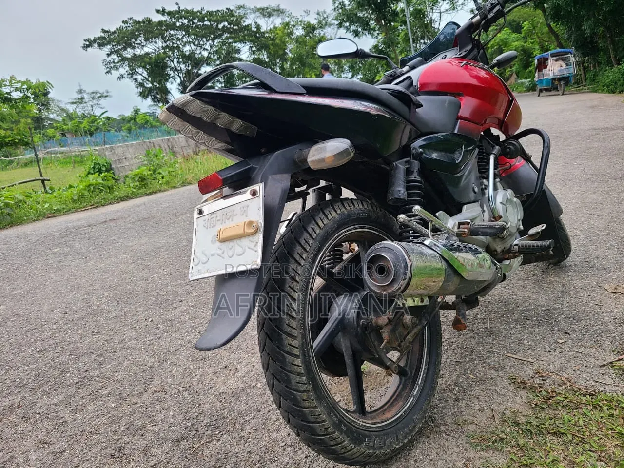 Bajaj Pulsar 150 2013 Red