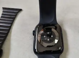 Apple Watch Series 7 45mm Cellular + GPS