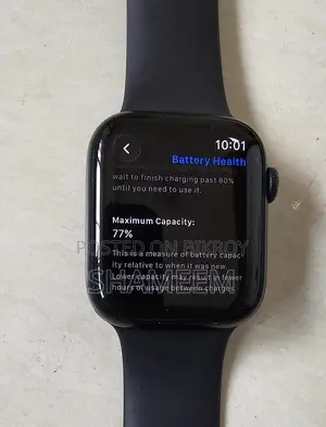 Apple Watch Series 7 45mm Cellular + GPS