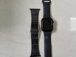 Apple Watch Series 7 45mm Cellular + GPS