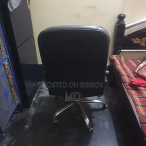 রিকন্ডিশন চেয়ার