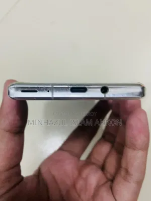 Sharp Aquos R6 128 GB White