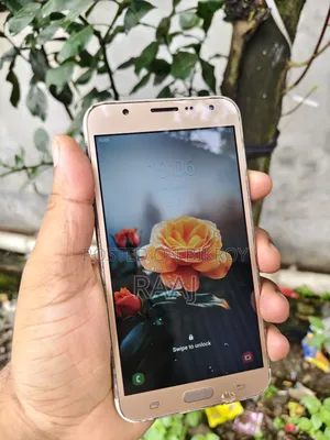 Samsung Galaxy J7 Nxt 16 GB