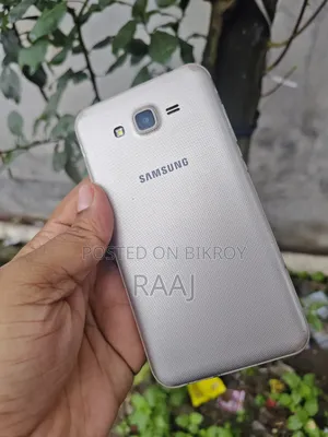 Samsung Galaxy J7 NXT 16 GB