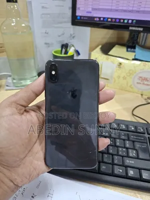 Apple iPhone X 64 GB Black