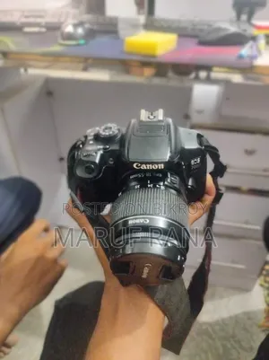 A DSLR Camera