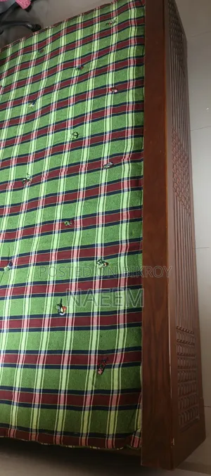 1 Wooden Bed