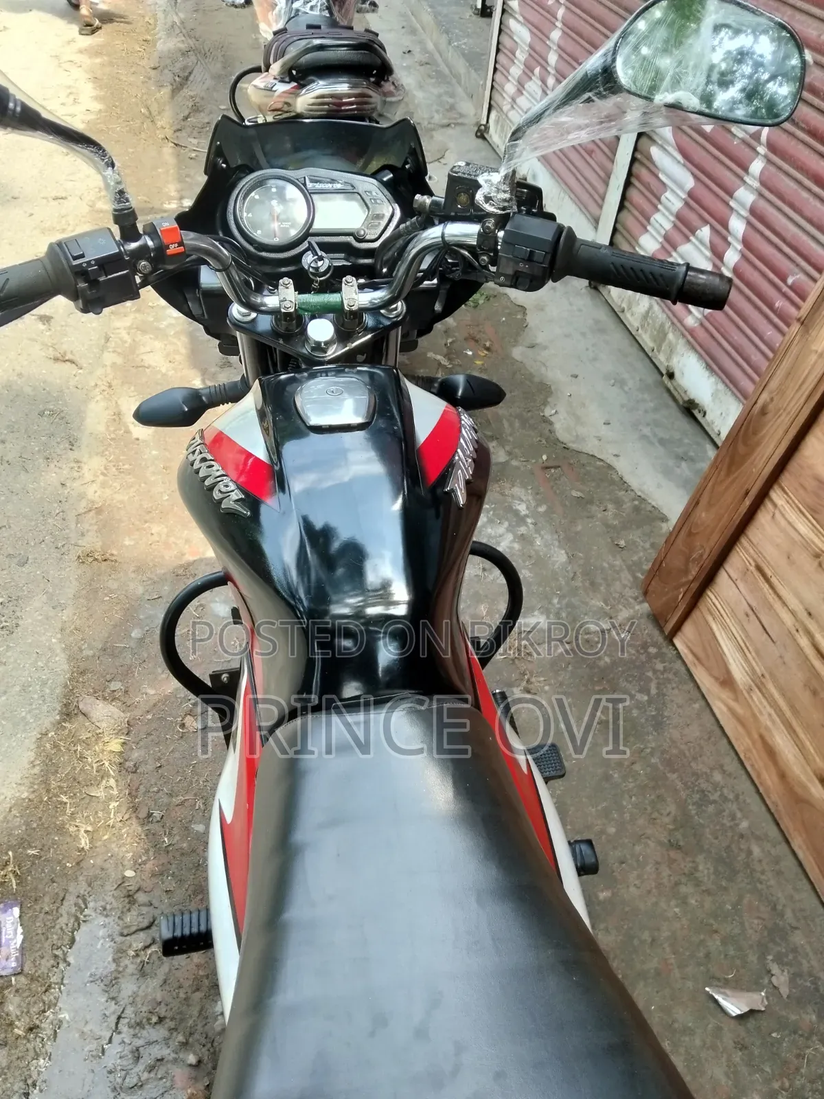 Bajaj Discover 110 2022 Black
