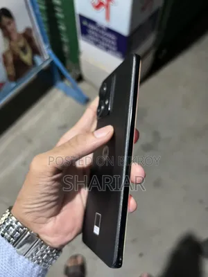 মটোরোলা এজ ৪০ নিও ২৫৬ জিবি কালো