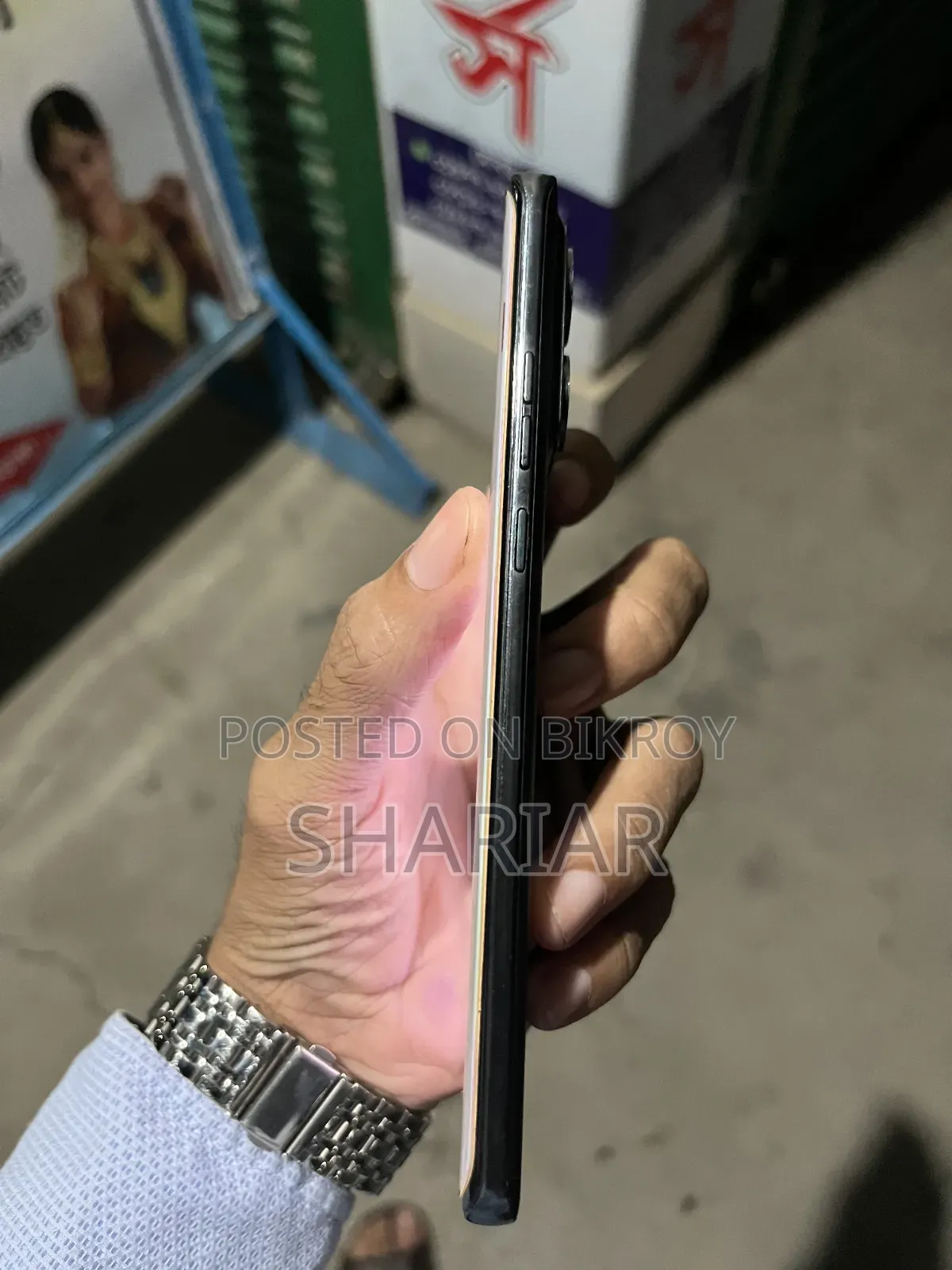 মটোরোলা এজ ৪০ নিও ২৫৬ জিবি কালো