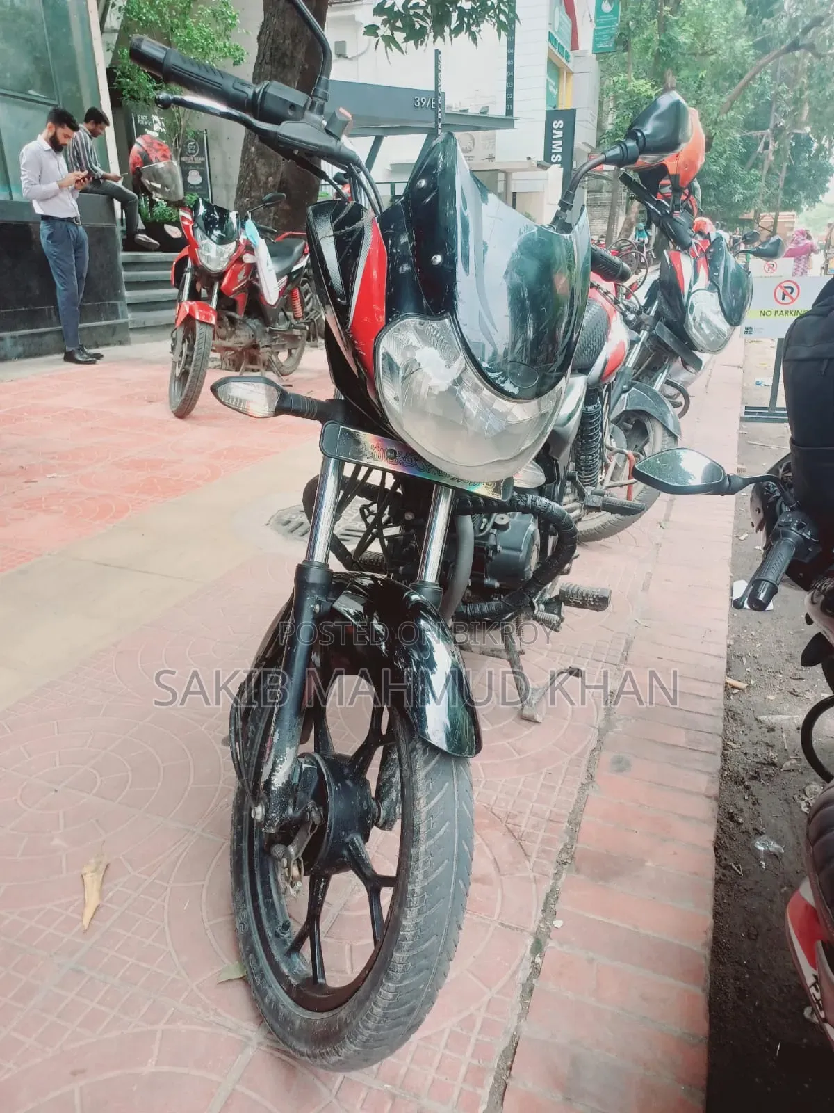 Bajaj Discover 110 2019 Black