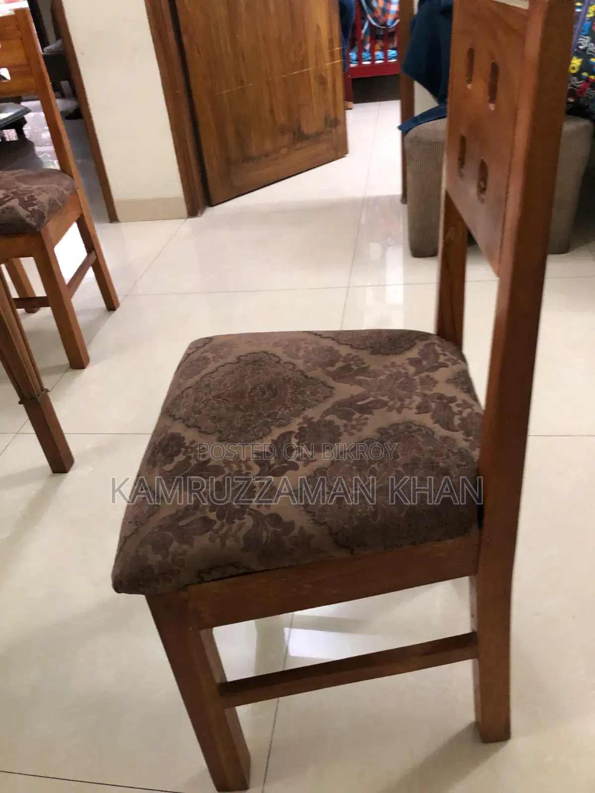 সেরা মূল্যে ডাইনিং টেবিল সেট
